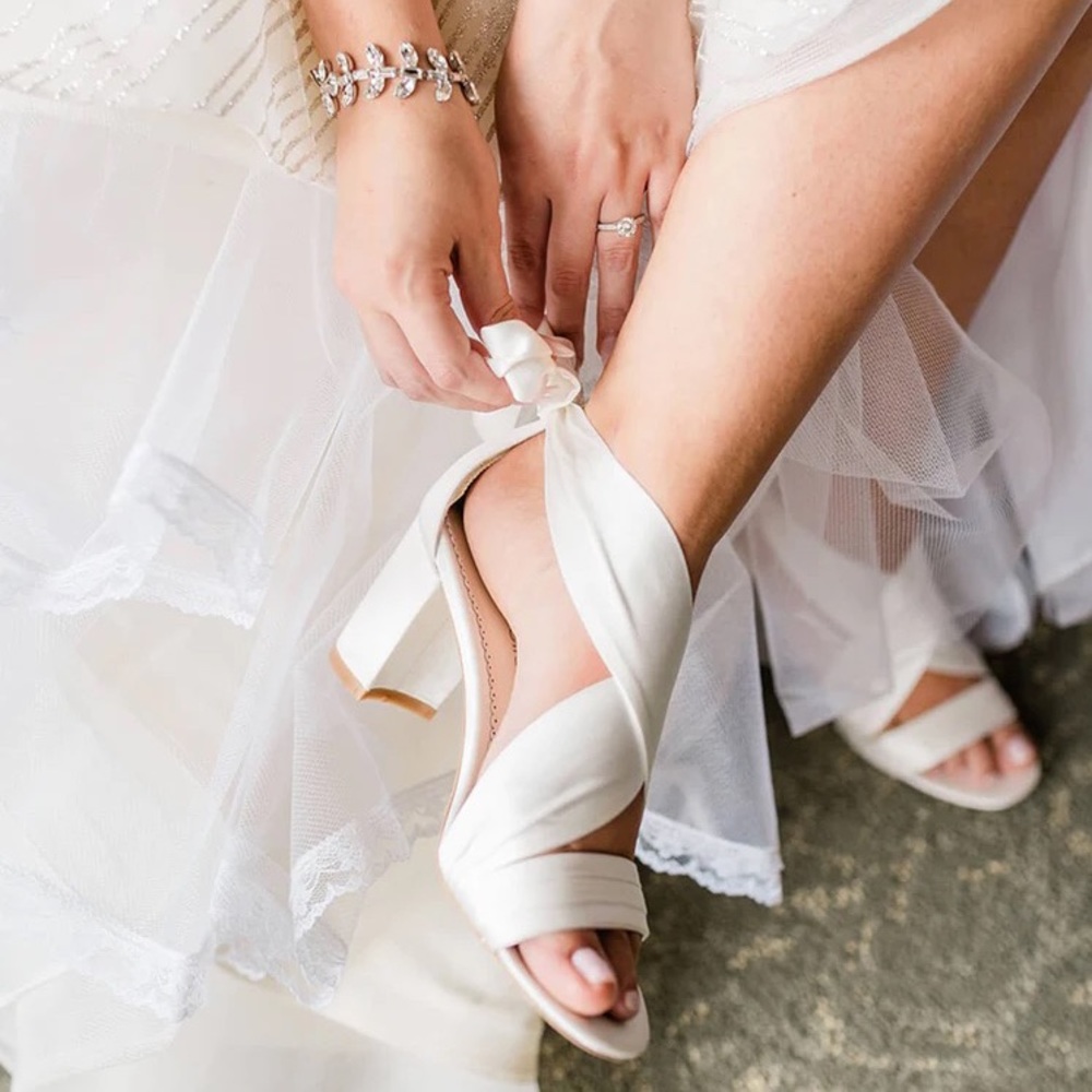 Bella Belle Kelly Open Toe Ivory Ribbon Block Heels